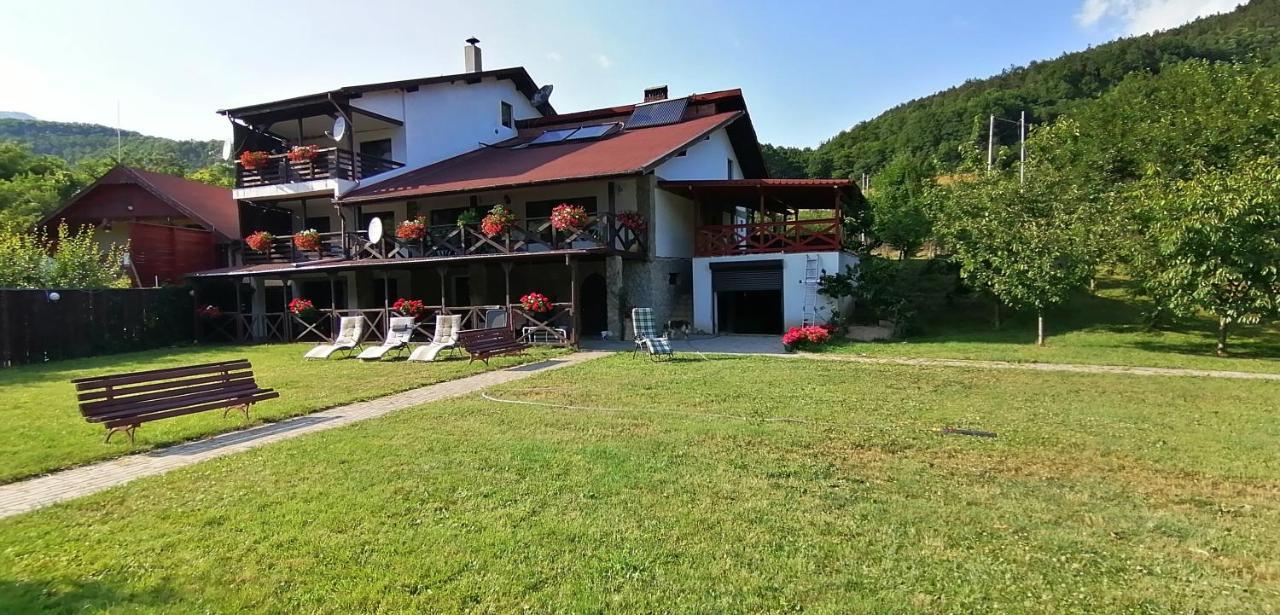 Cabana Poiana Galdei Exteriör bild