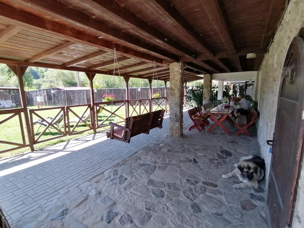 Cabana Poiana Galdei Exteriör bild